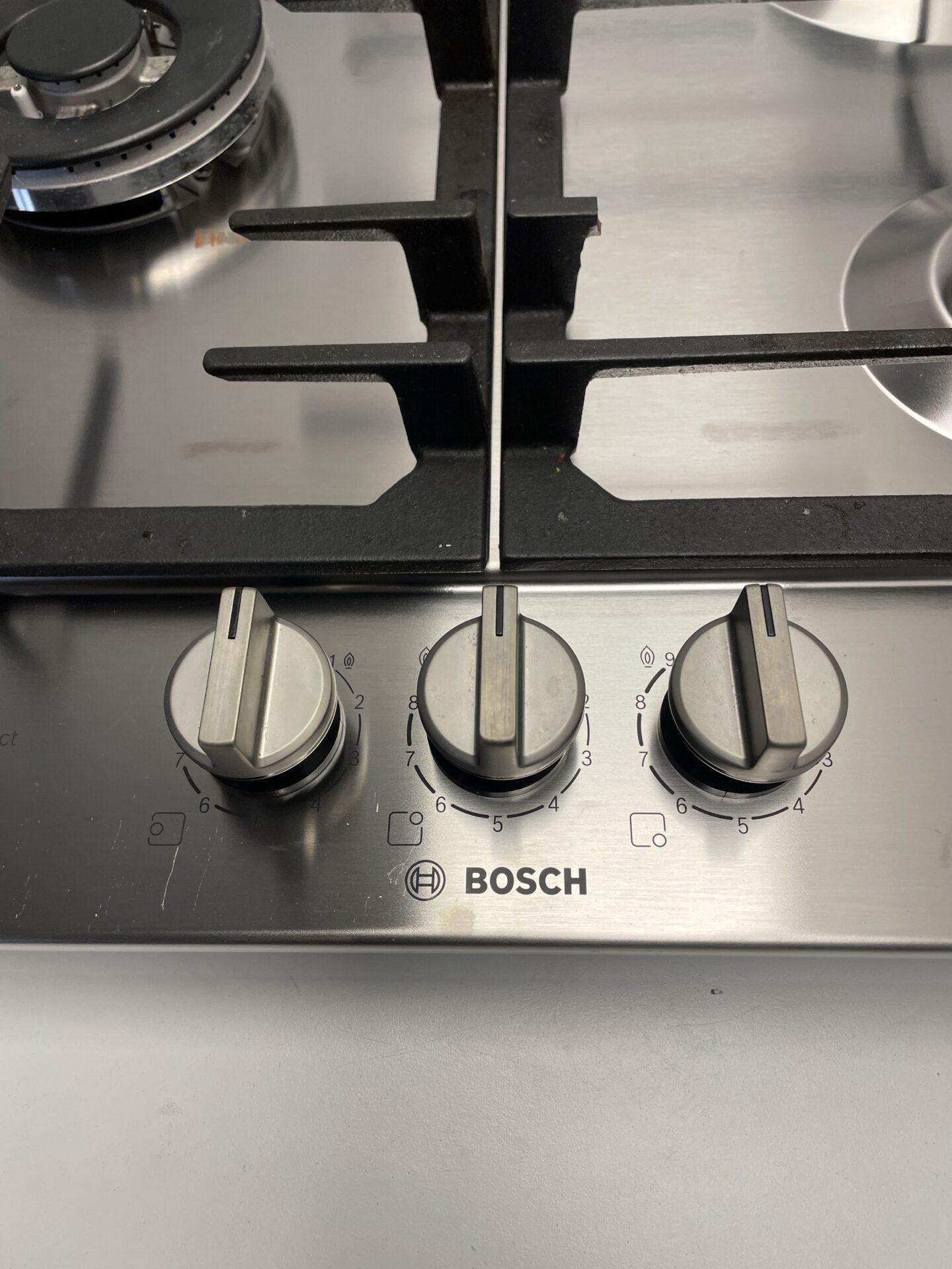 Bosch gāzes plīts (PCC6A5I90) — фото 3